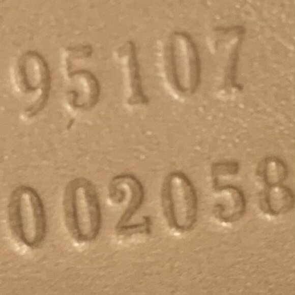 Gucci Suede Heart Bag - Picture 7 of 7